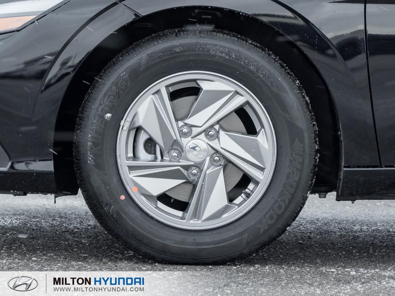 2026 Hyundai Elantra PREFERRED 4DR SEDAN Photo3