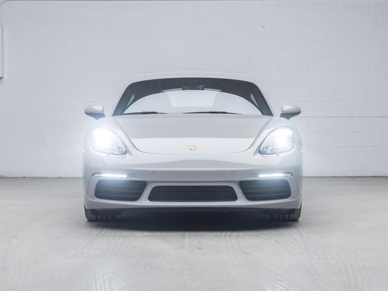 2025 Porsche 718 Cayman  Photo