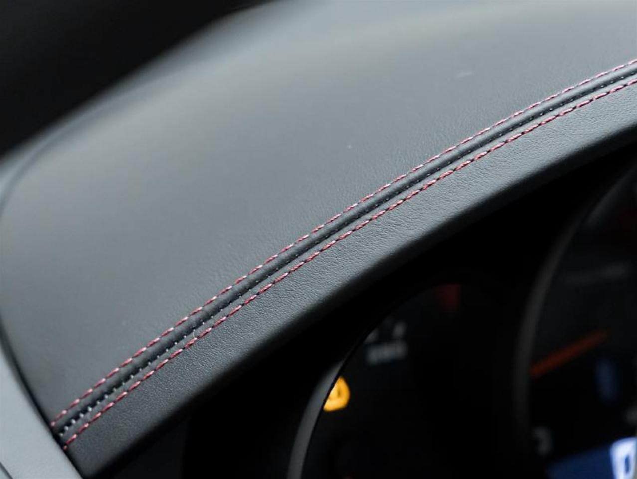 2025 Porsche 718 Cayman  Photo