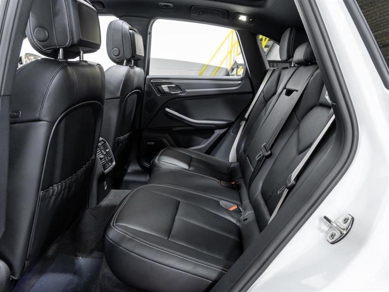 2025 Porsche Macan  Photo