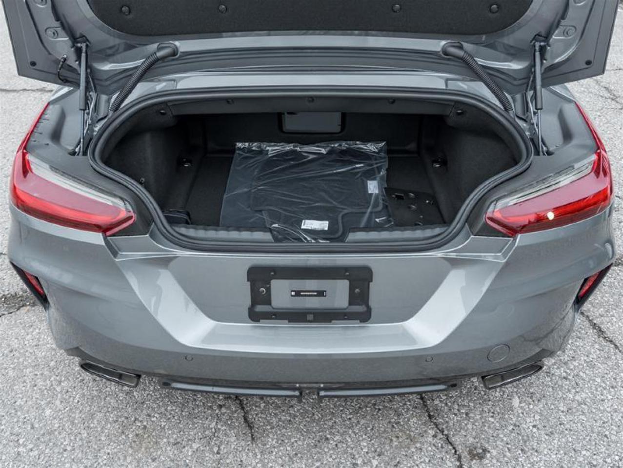 2026 BMW Z4 M40i 2dr Rear-Wheel Drive Roadster Photo