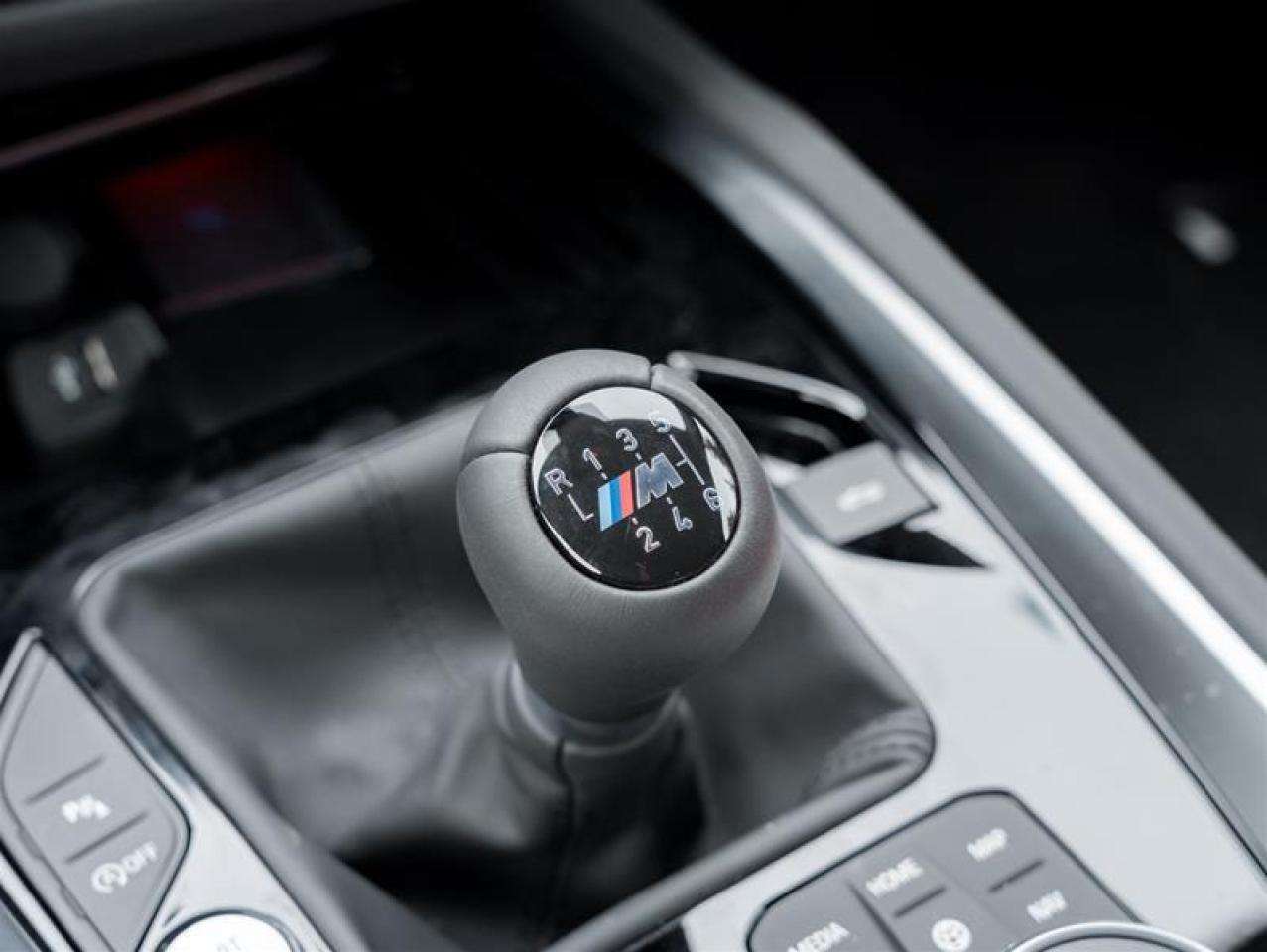 2026 BMW Z4 M40i 2dr Rear-Wheel Drive Roadster Photo