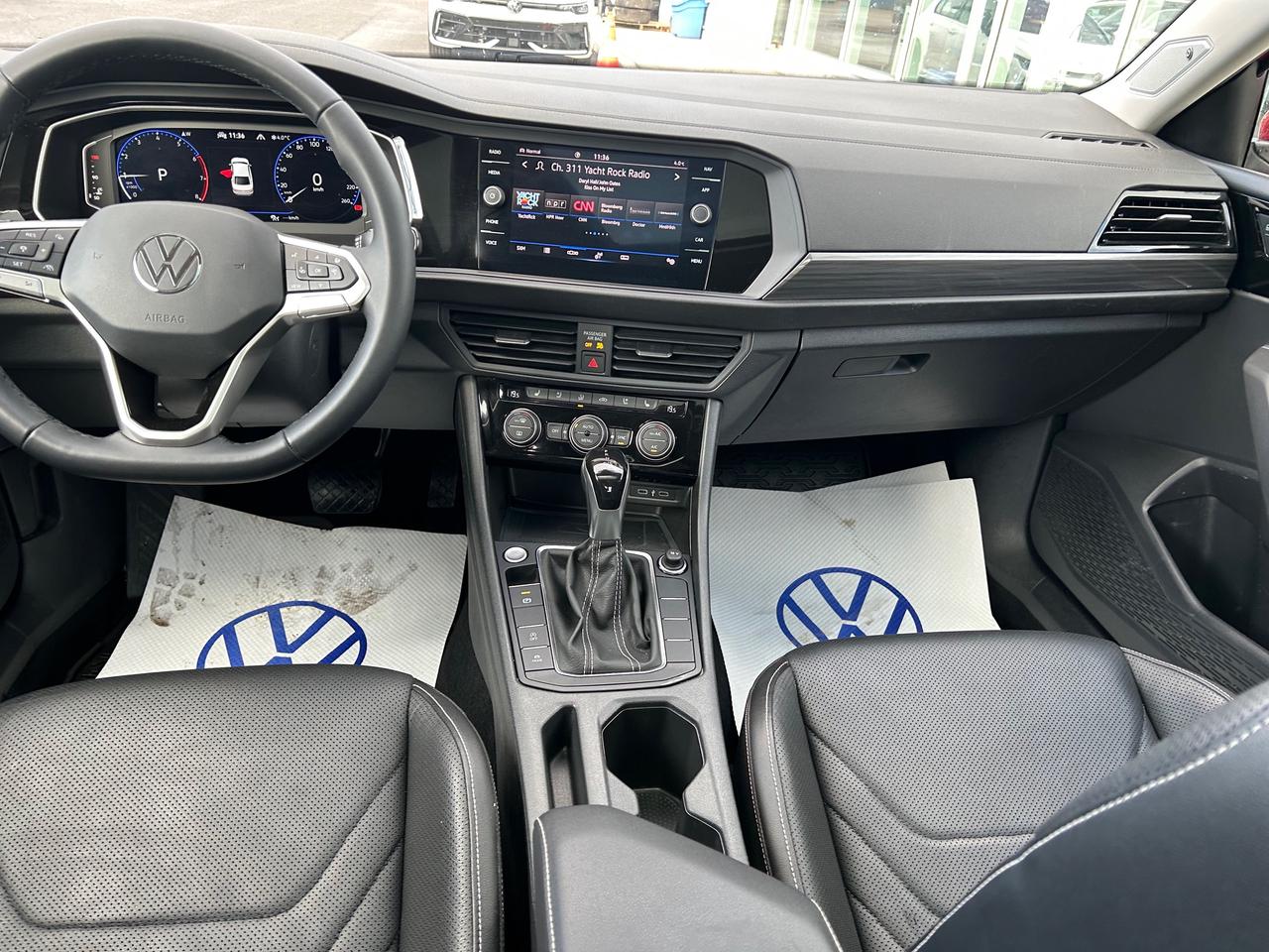2022 Volkswagen Jetta Highline (A8) 4dr Sedan Photo