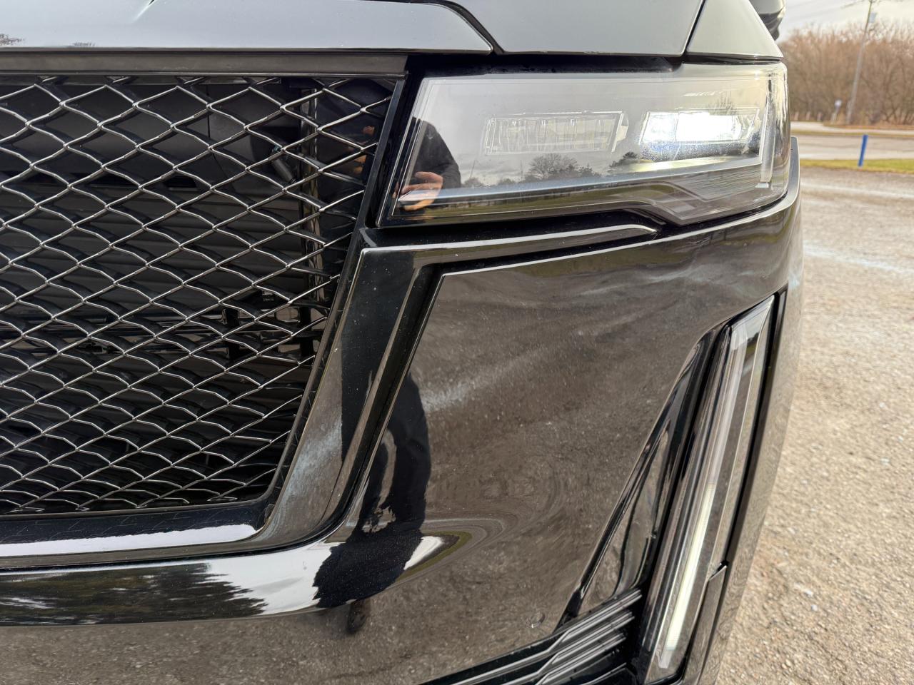 2022 Cadillac Escalade ESV Sport Platinum 4x4 Photo