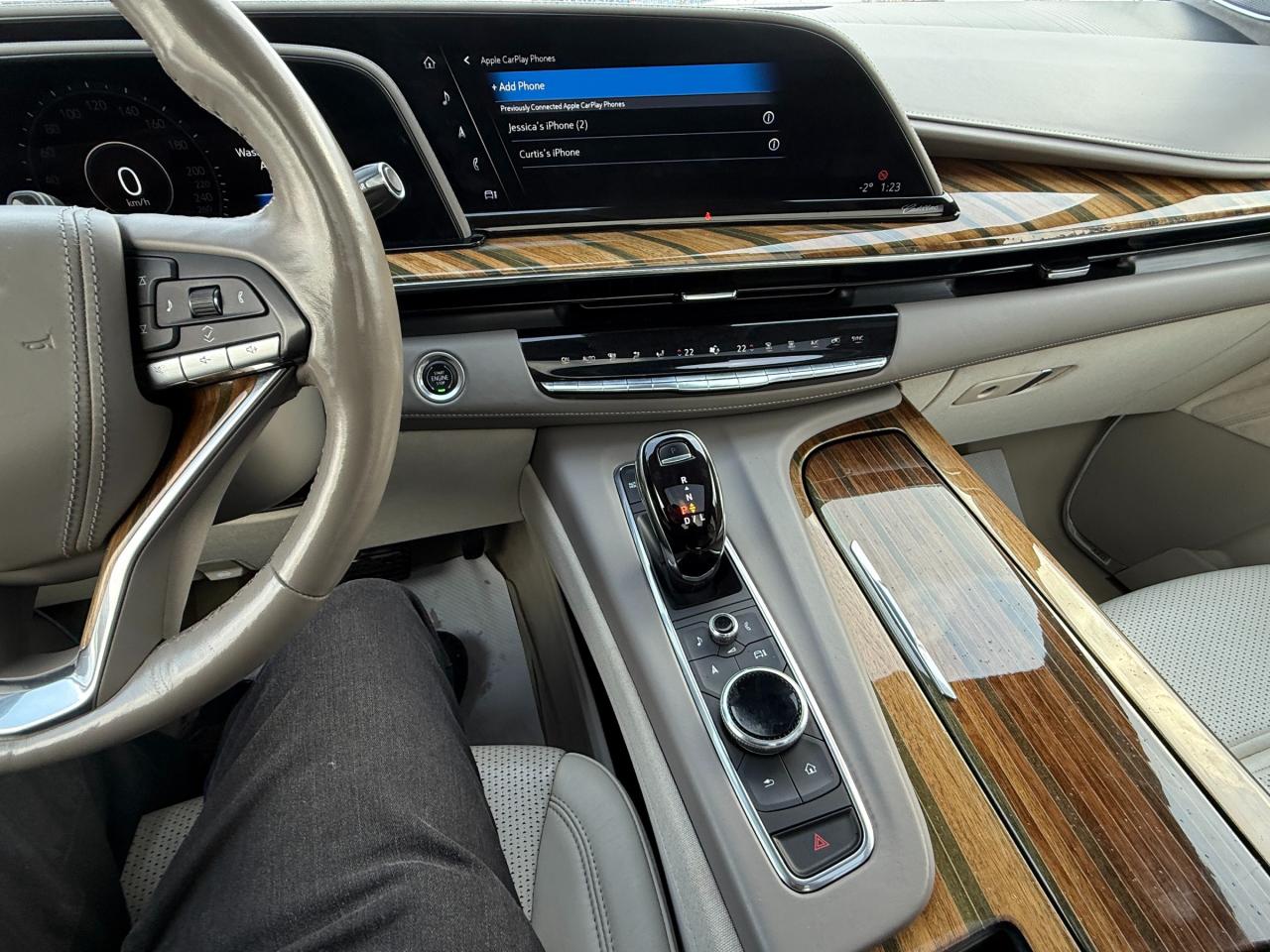 2022 Cadillac Escalade ESV Sport Platinum 4x4 Photo