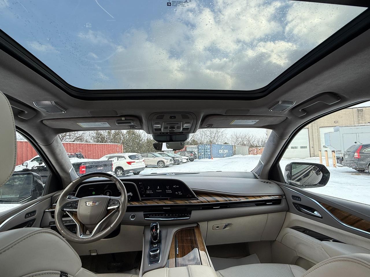 2022 Cadillac Escalade ESV Sport Platinum 4x4 Photo