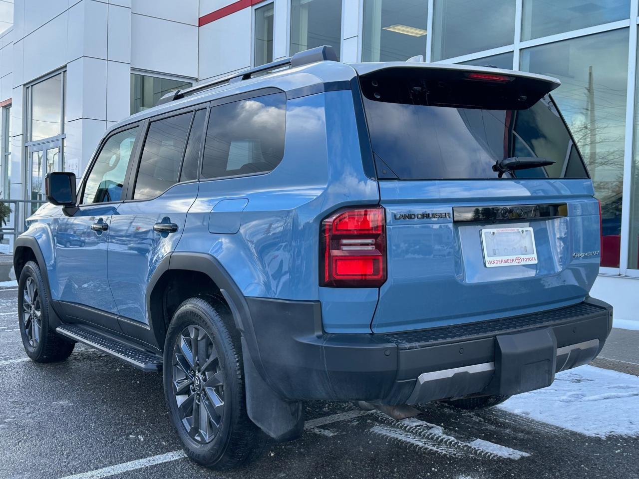 2024 Toyota Land Cruiser Base 4dr 4x4 Photo4