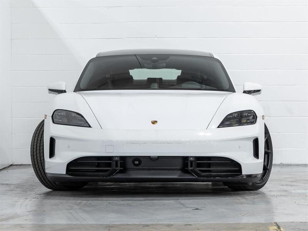 2025 Porsche Taycan  Photo