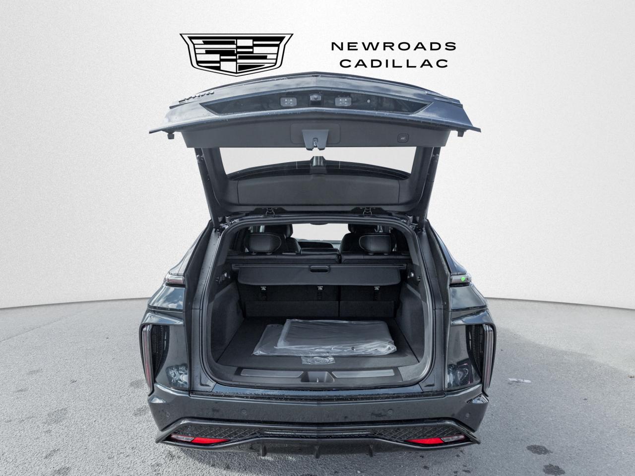 2026 Cadillac LYRIQ V Premium 4dr Photo
