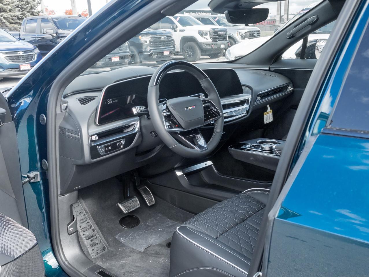 2026 Cadillac LYRIQ V Premium 4dr Photo