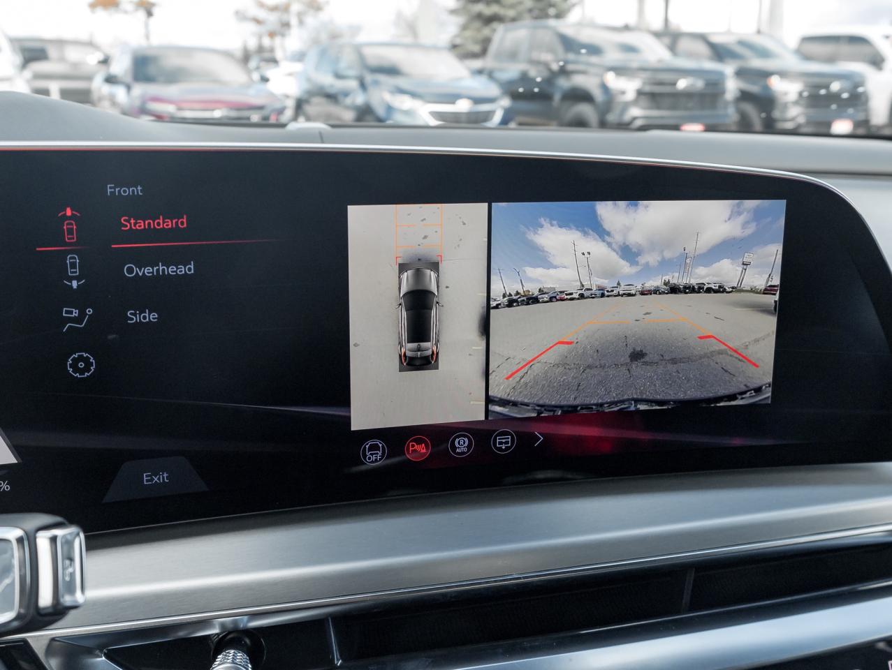 2026 Cadillac LYRIQ V Premium 4dr Photo