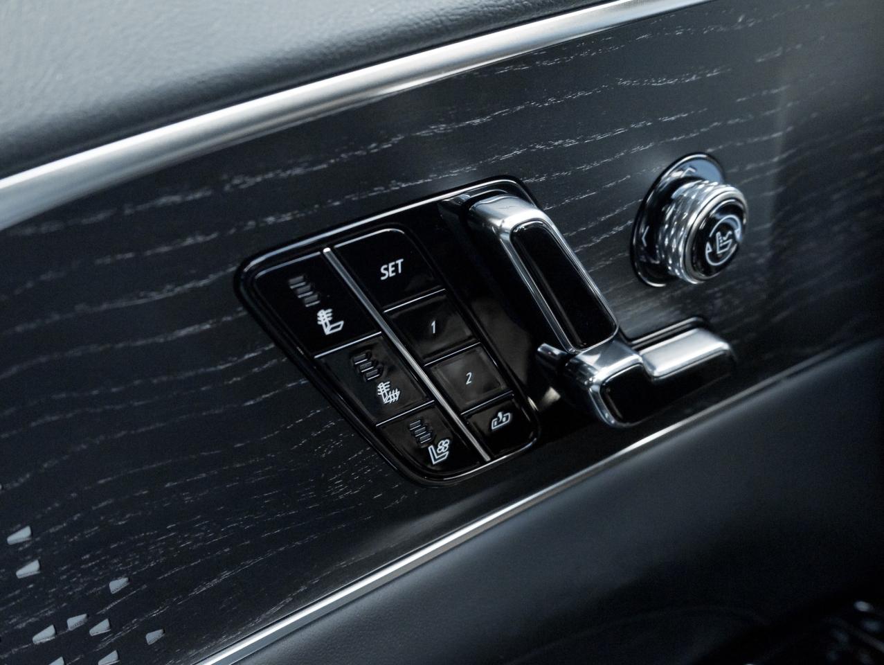 2026 Cadillac LYRIQ V Premium 4dr Photo