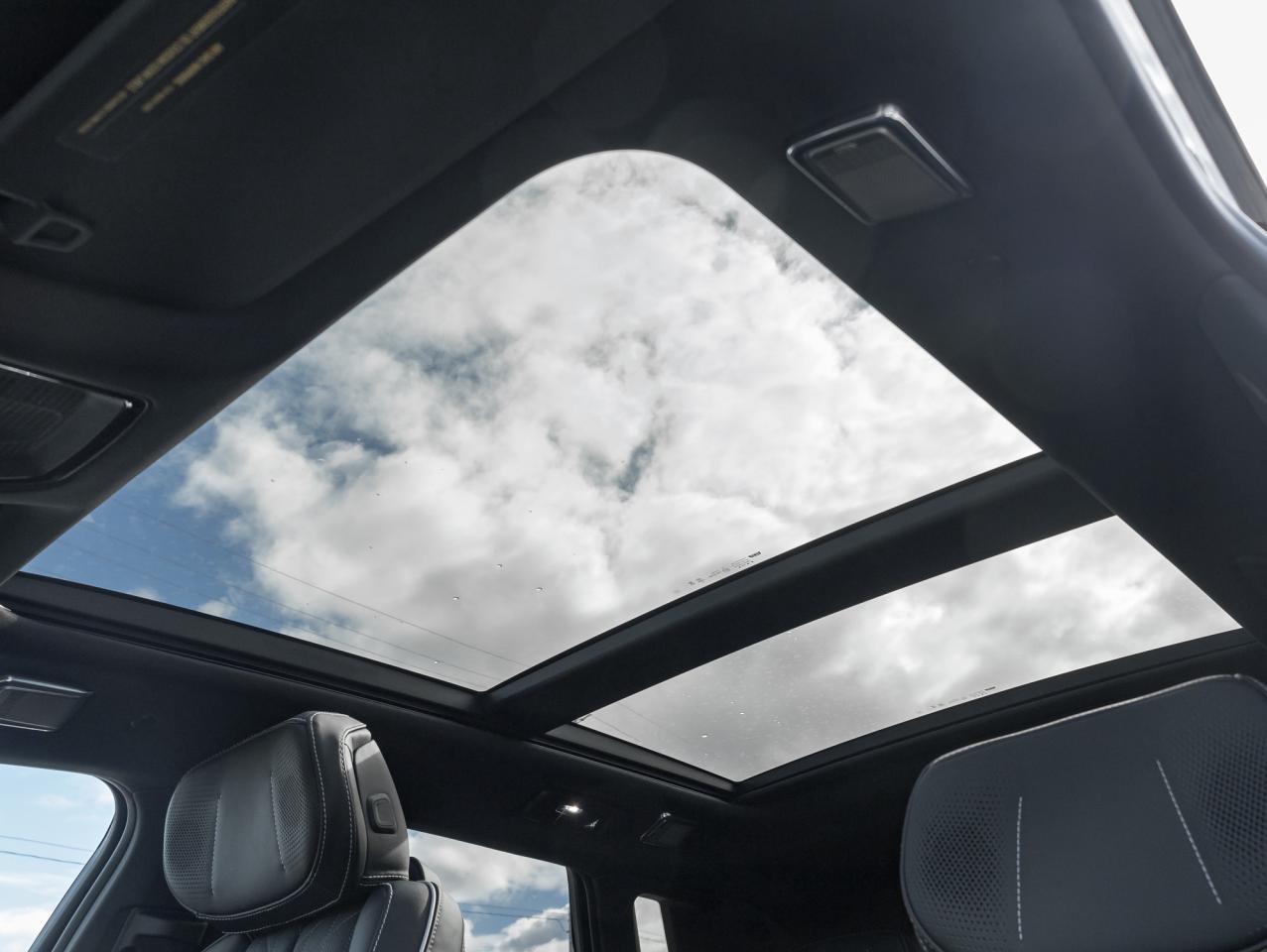 2026 Cadillac LYRIQ V Premium 4dr Photo