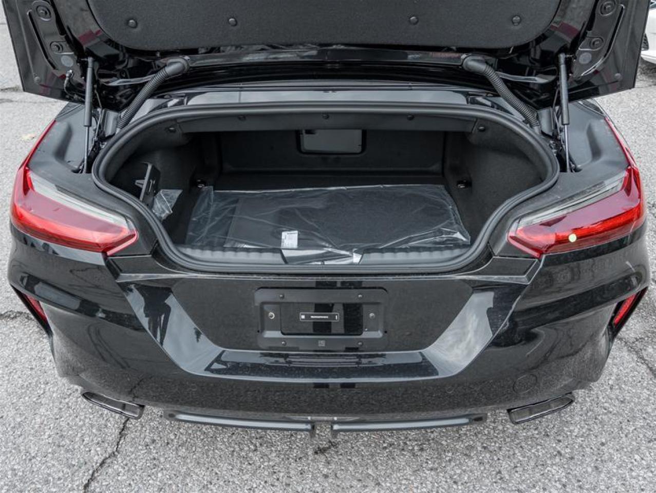 2026 BMW Z4 M40i 2dr Rear-Wheel Drive Roadster Photo