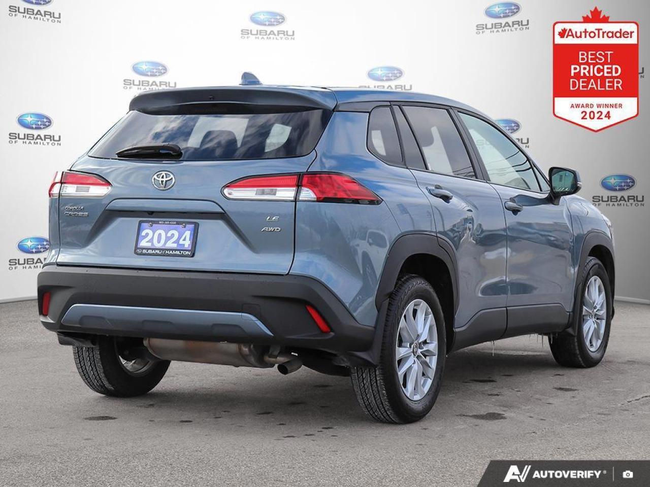 2024 Toyota Corolla Cross LE 4dr All-Wheel Drive Photo4