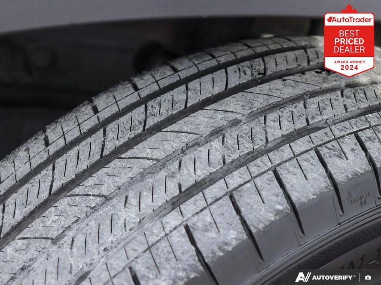 2024 Toyota Corolla Cross LE 4dr All-Wheel Drive Photo