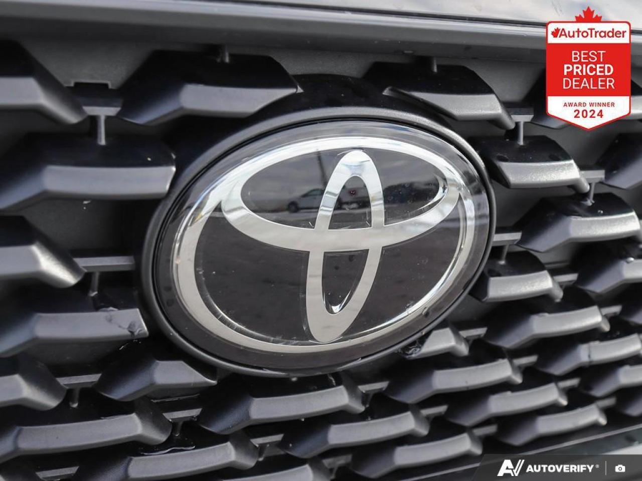 2024 Toyota Corolla Cross LE 4dr All-Wheel Drive Photo