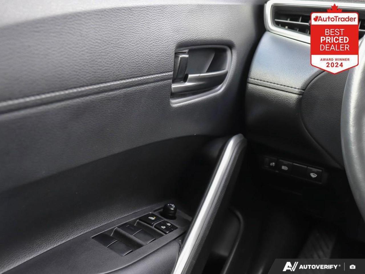 2024 Toyota Corolla Cross LE 4dr All-Wheel Drive Photo