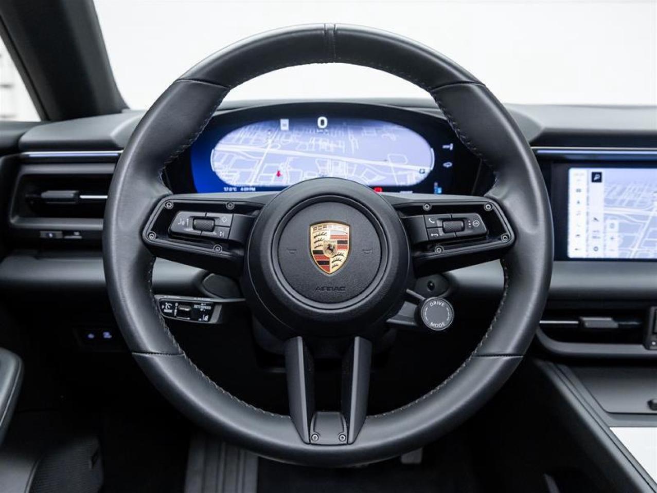 2025 Porsche Macan  Photo