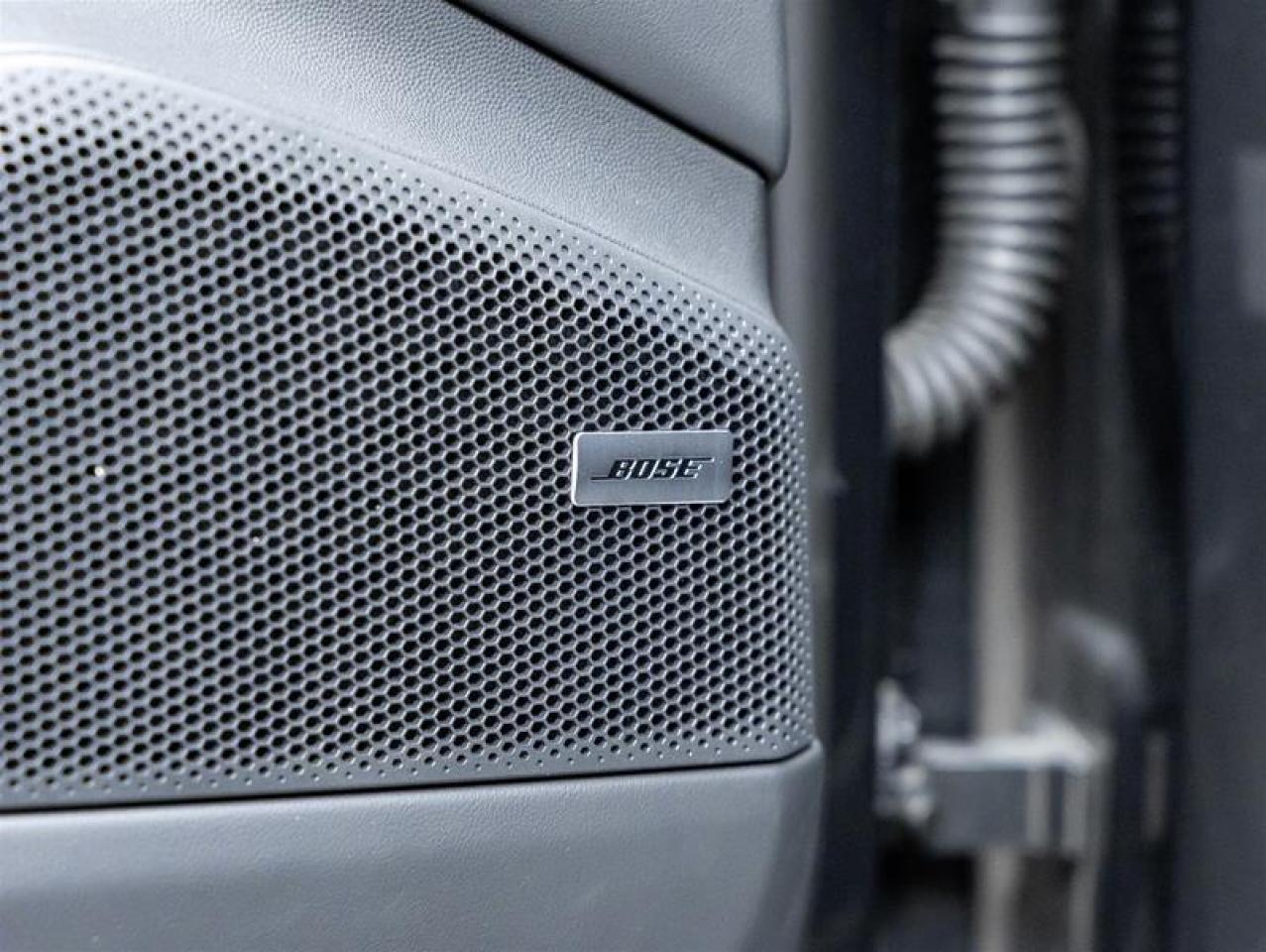 2025 Porsche Macan  Photo