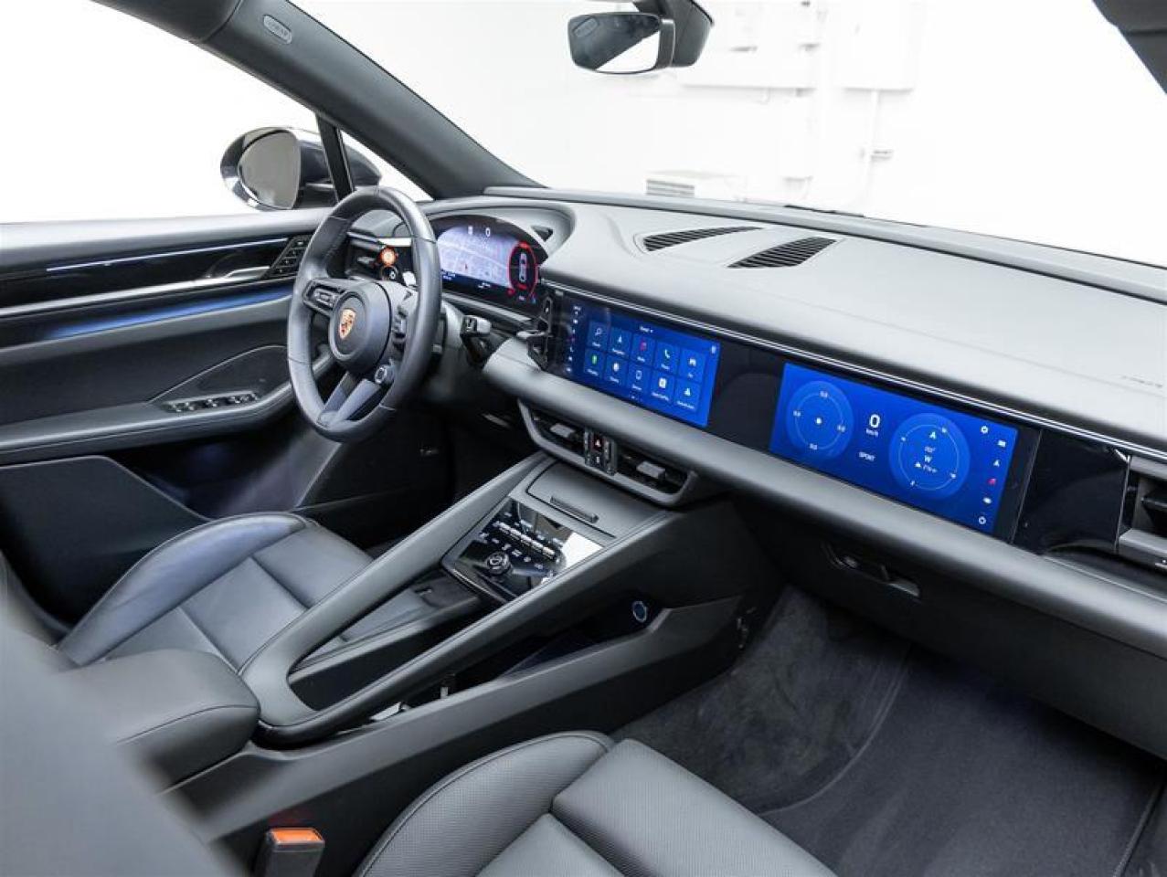 2025 Porsche Macan  Photo