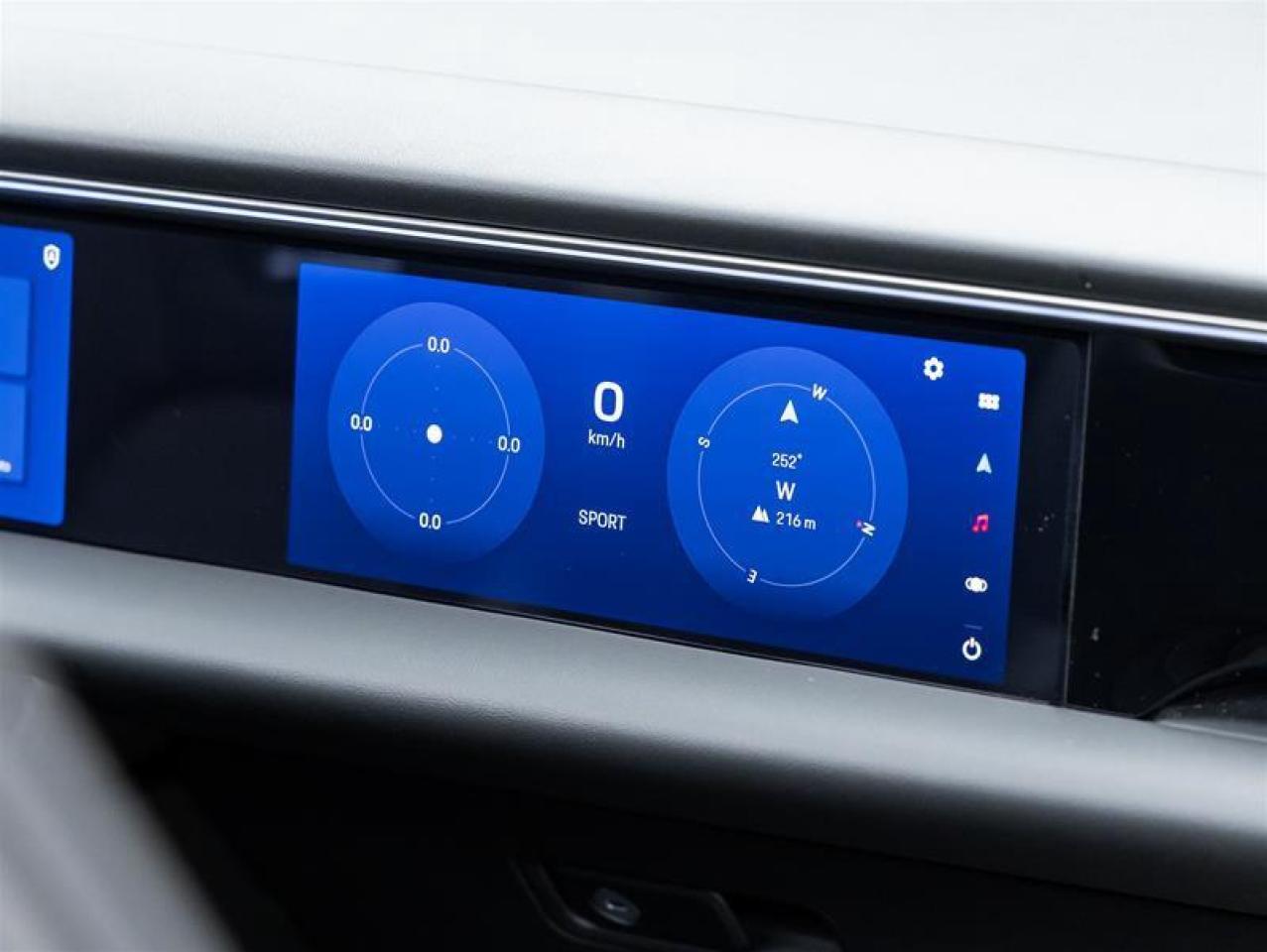 2025 Porsche Macan  Photo