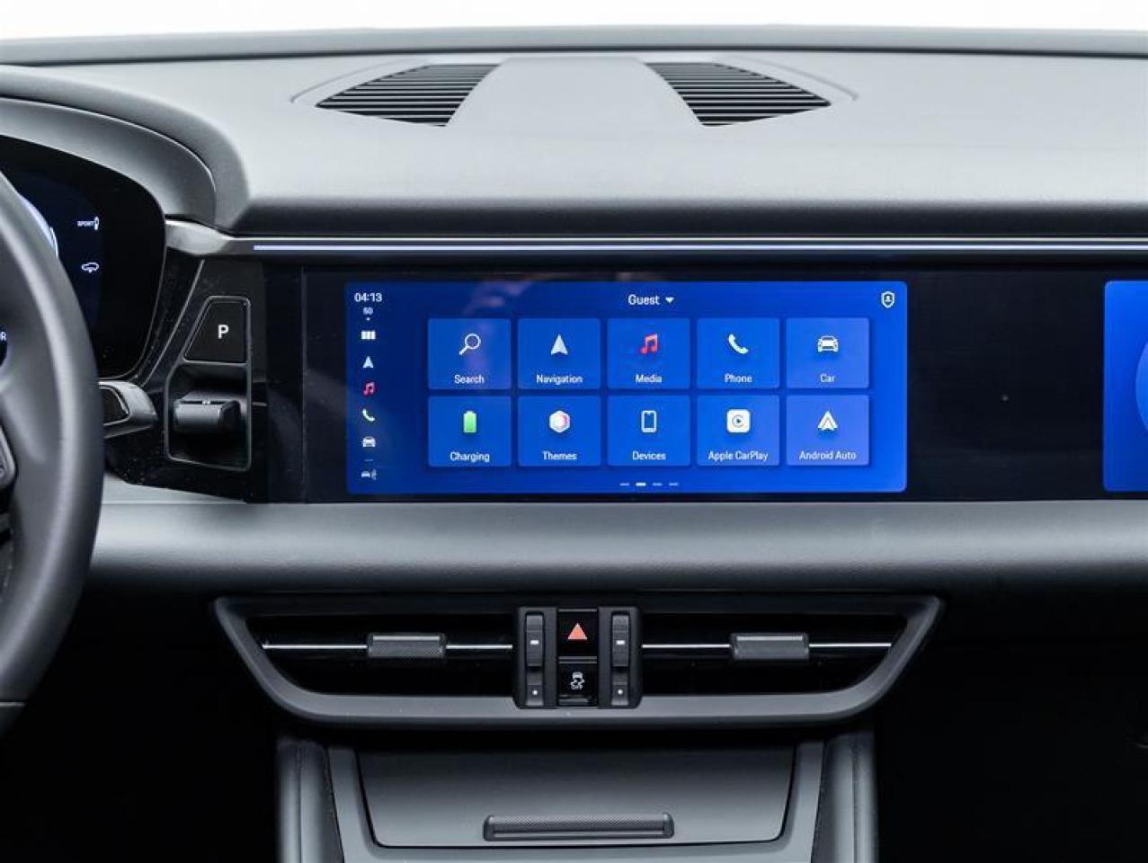 2025 Porsche Macan  Photo