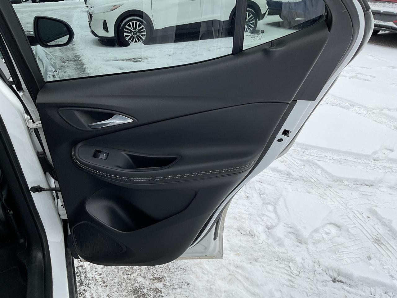 2022 Buick Encore GX Preferred All-Wheel Drive Photo