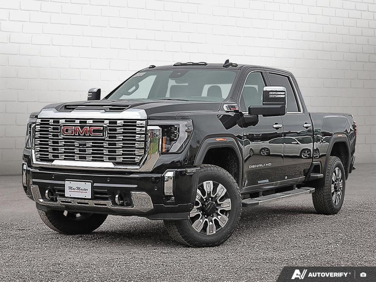 2025 GMC SIERRA 2500HD 4WD Crew Cab Standard Box Denali Photo