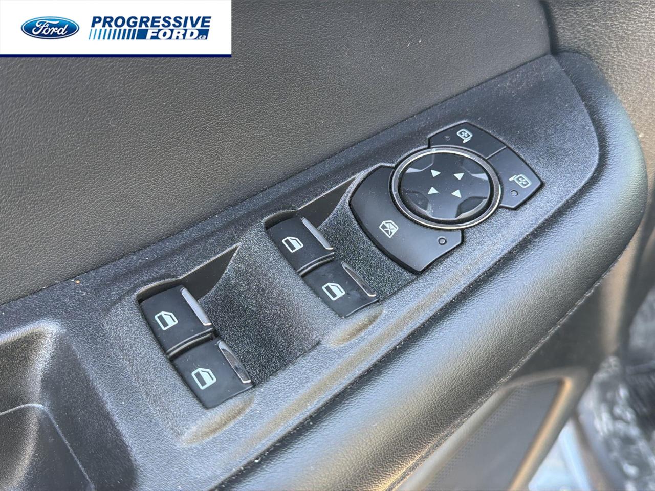 2024 Ford Edge SEL 4dr All-wheel Drive Photo2