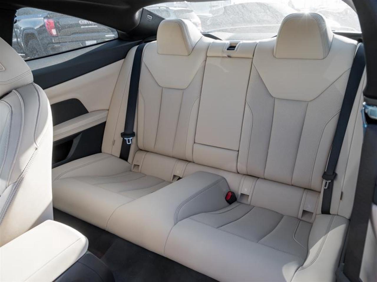 2026 BMW 430 i xDrive 2dr All-Wheel Drive Coupe Photo