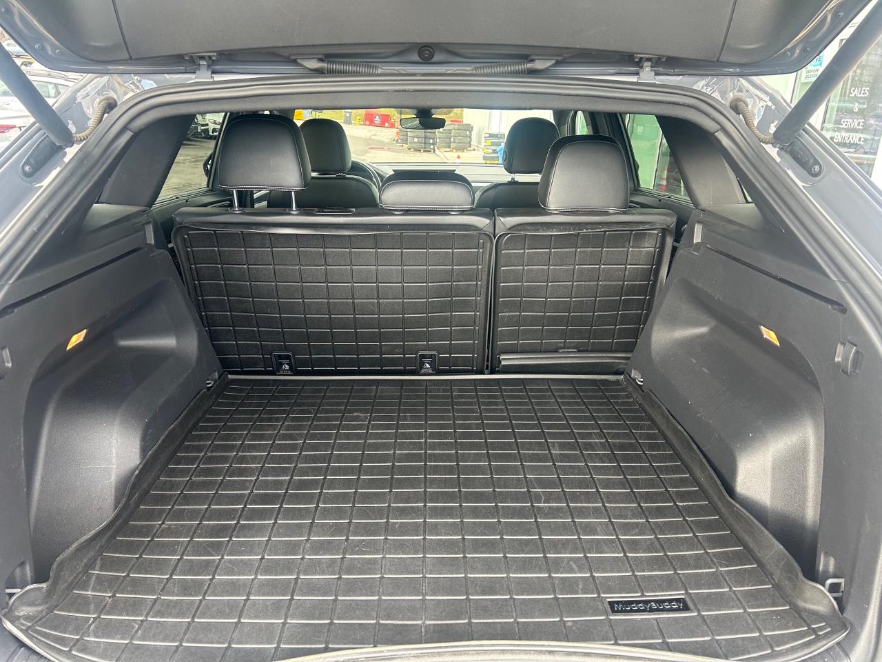 2021 Volkswagen Atlas Cross Sport 3.6 FSI Execline 4dr All-Wheel Drive 4MOTION Photo4