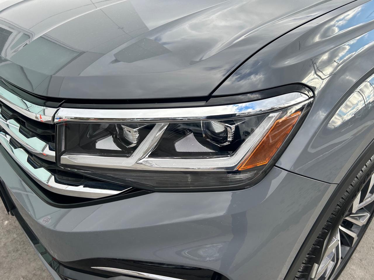 2021 Volkswagen Atlas Cross Sport 3.6 FSI Execline 4dr All-Wheel Drive 4MOTION Photo