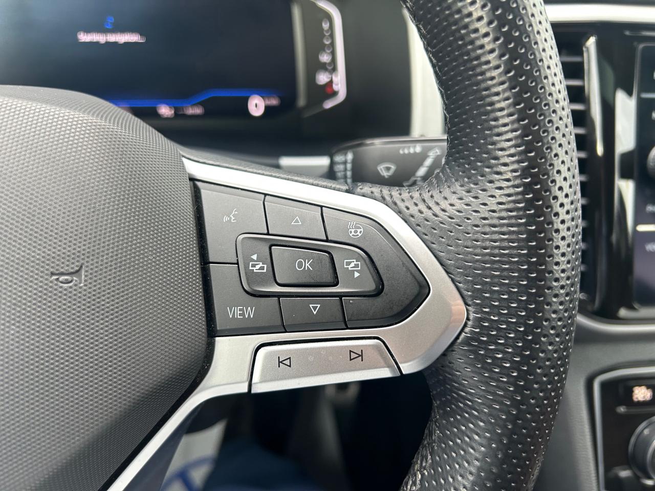 2021 Volkswagen Atlas Cross Sport 3.6 FSI Execline 4dr All-Wheel Drive 4MOTION Photo