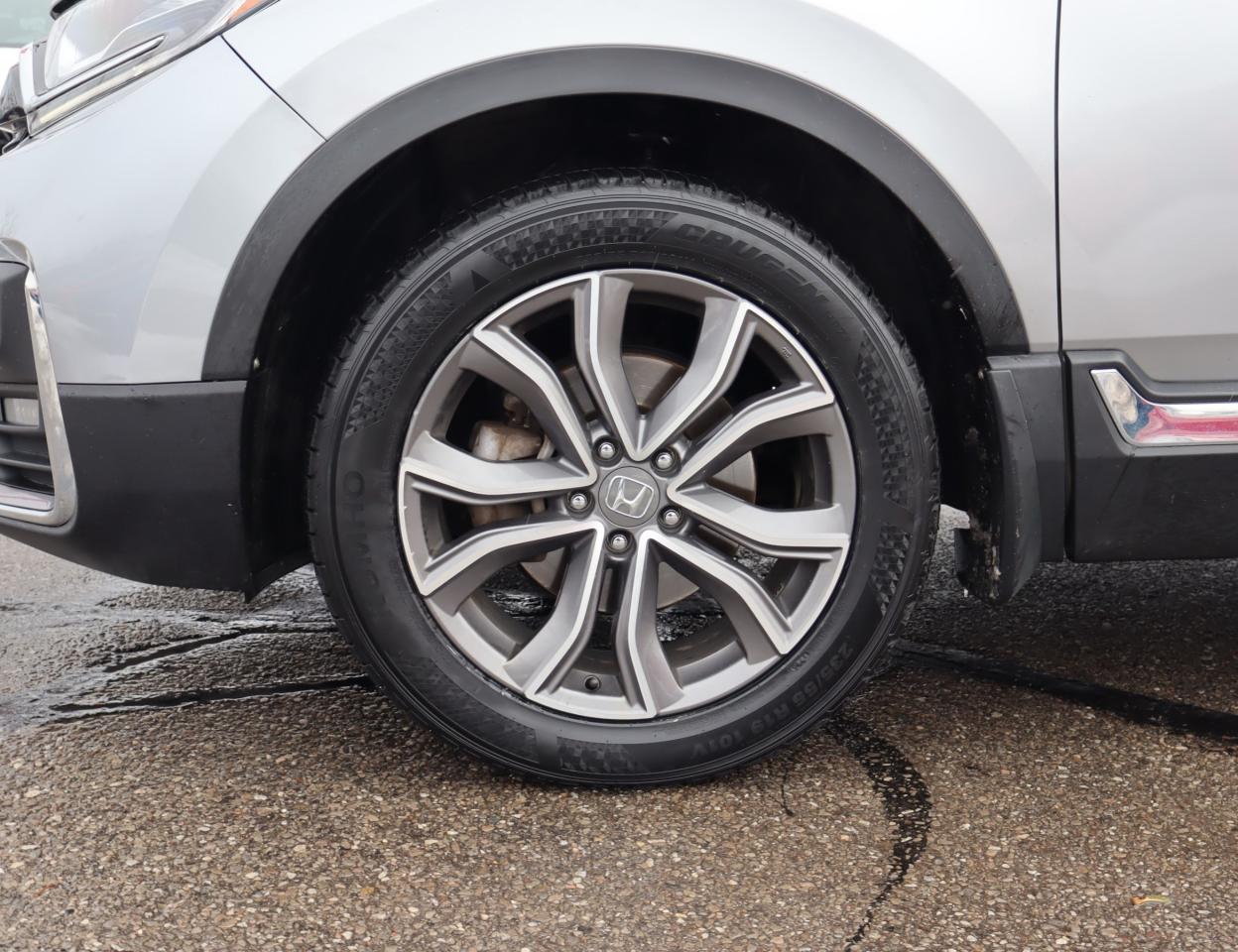 2022 Honda CR-V Touring 4dr All-wheel Drive Photo