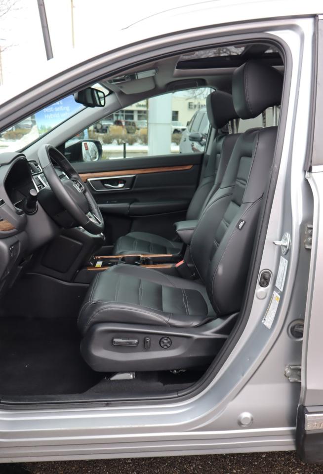 2022 Honda CR-V Touring 4dr All-wheel Drive Photo