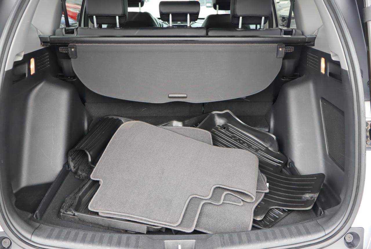 2022 Honda CR-V Touring 4dr All-wheel Drive Photo