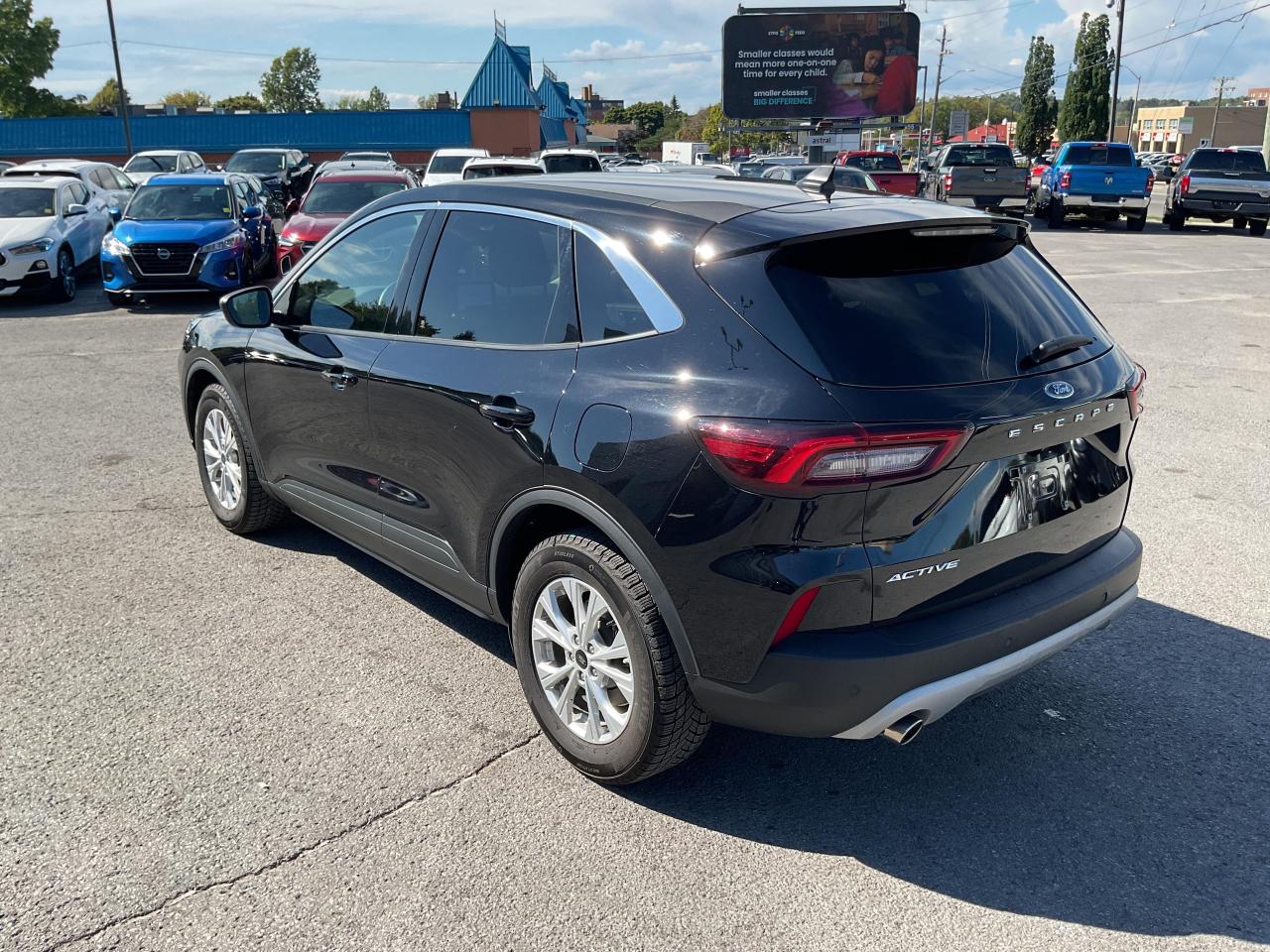 2024 Ford Escape Active 4dr Front-Wheel Drive Photo4