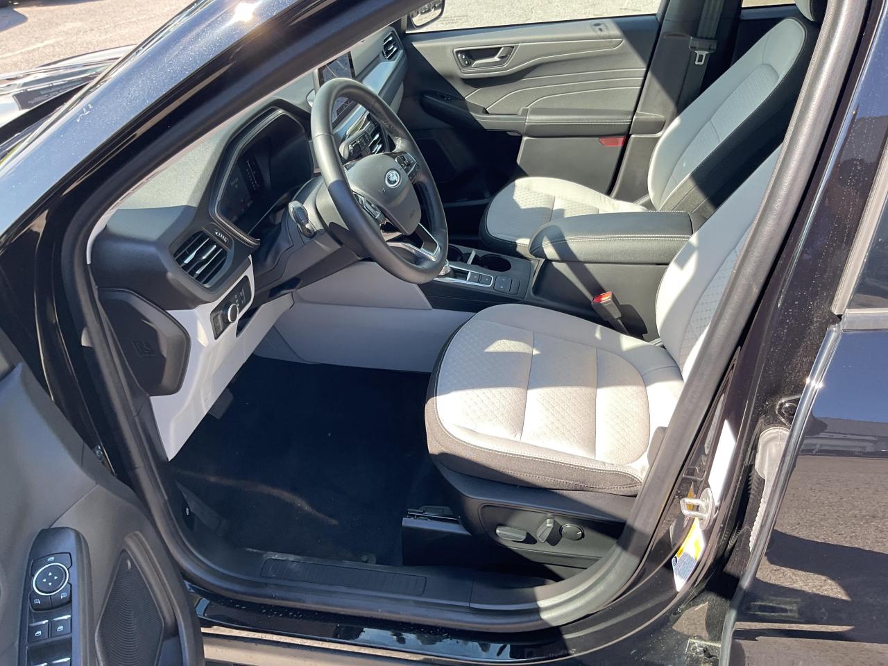 2024 Ford Escape Active 4dr Front-Wheel Drive Photo