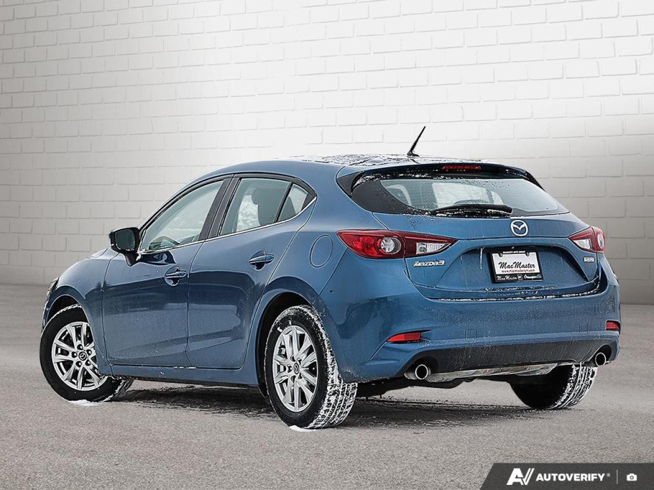 2017 Mazda MAZDA3 4DR HB SPORT AUTO GS Photo2