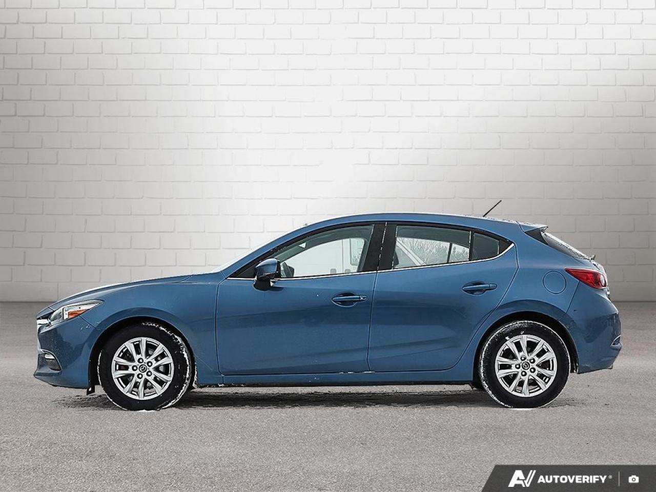 2017 Mazda MAZDA3 4DR HB SPORT AUTO GS Photo