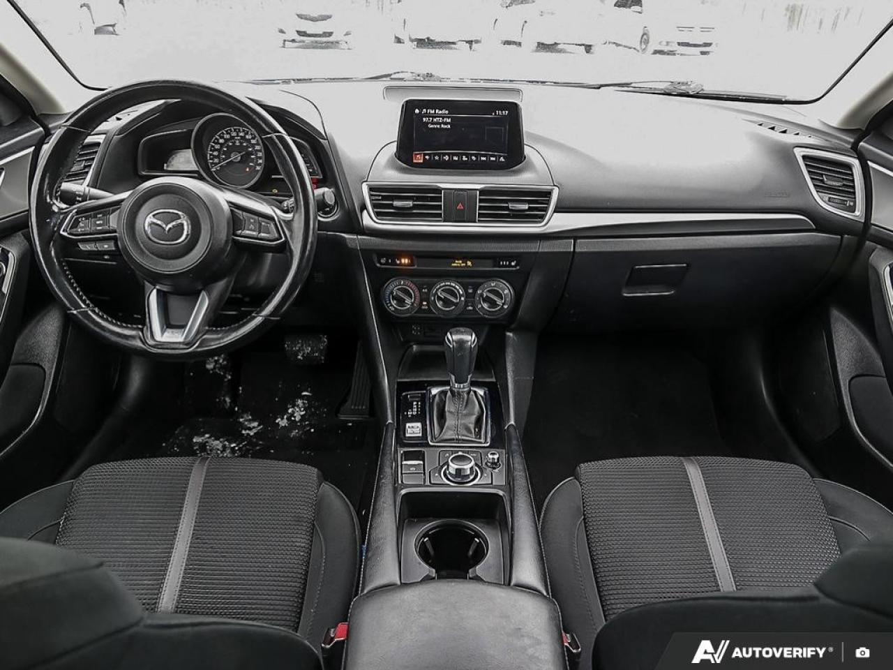 2017 Mazda MAZDA3 4DR HB SPORT AUTO GS Photo