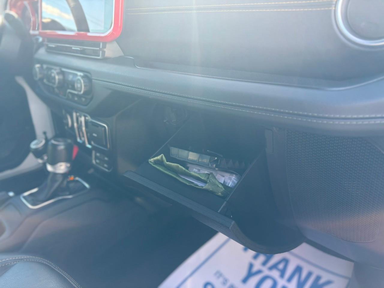 2024 Jeep Wrangler SAHARA 4DR 4X4 Photo