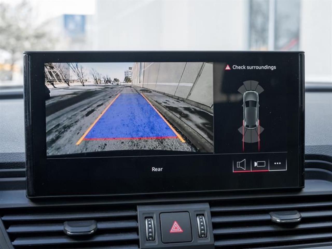 2023 Audi Q5 40 Komfort 4dr All-Wheel Drive quattro Sport Utility Photo