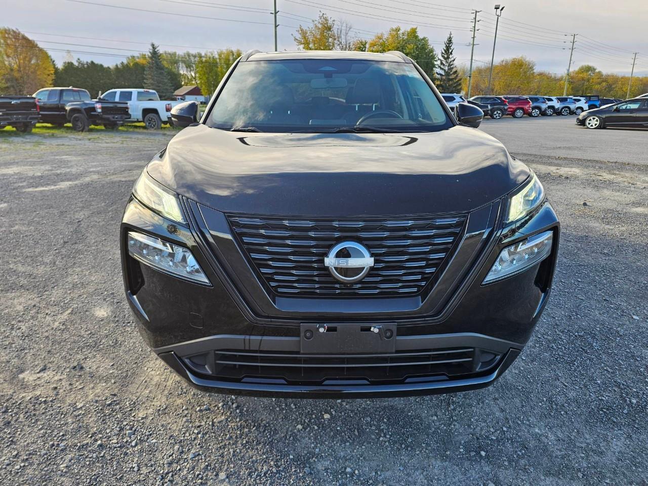 2023 Nissan Rogue SV Midnight Edition 4dr All-Wheel Drive Sport Utility Photo