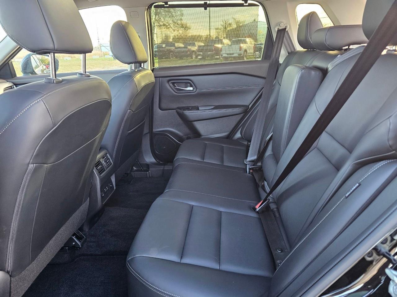 2023 Nissan Rogue SV Midnight Edition 4dr All-Wheel Drive Sport Utility Photo