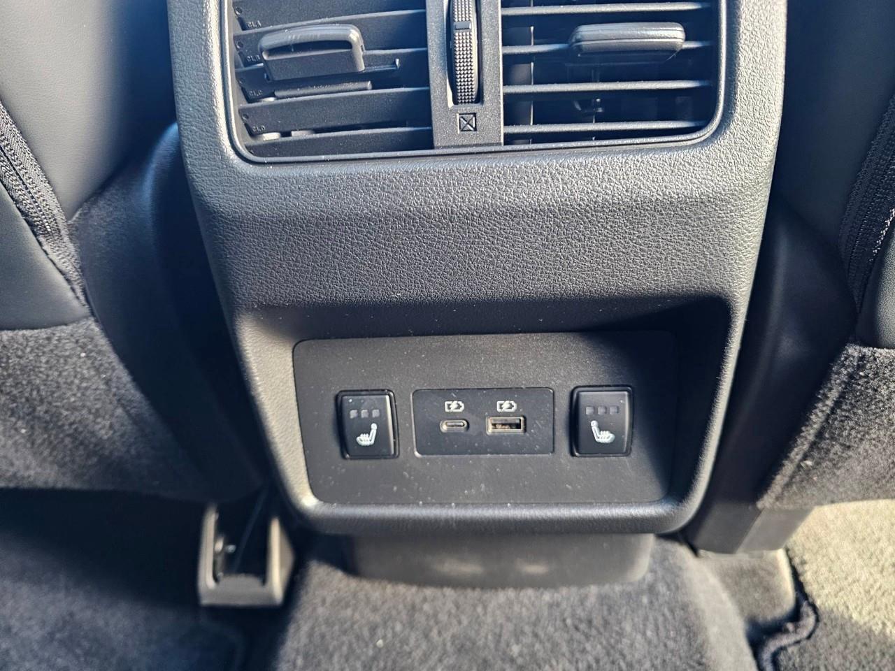 2023 Nissan Rogue SV Midnight Edition 4dr All-Wheel Drive Sport Utility Photo