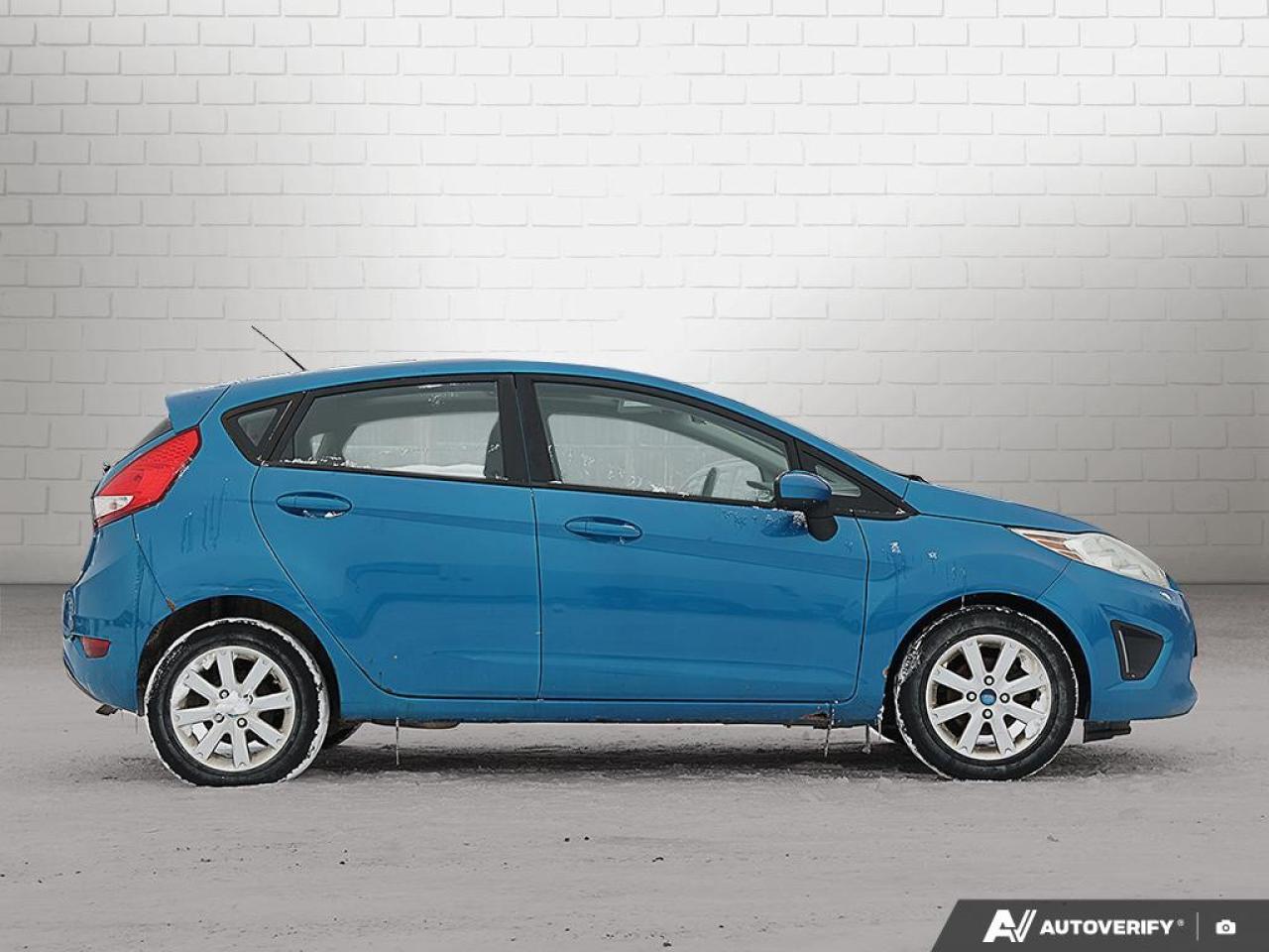 2013 Ford Fiesta 5dr HB SE Photo