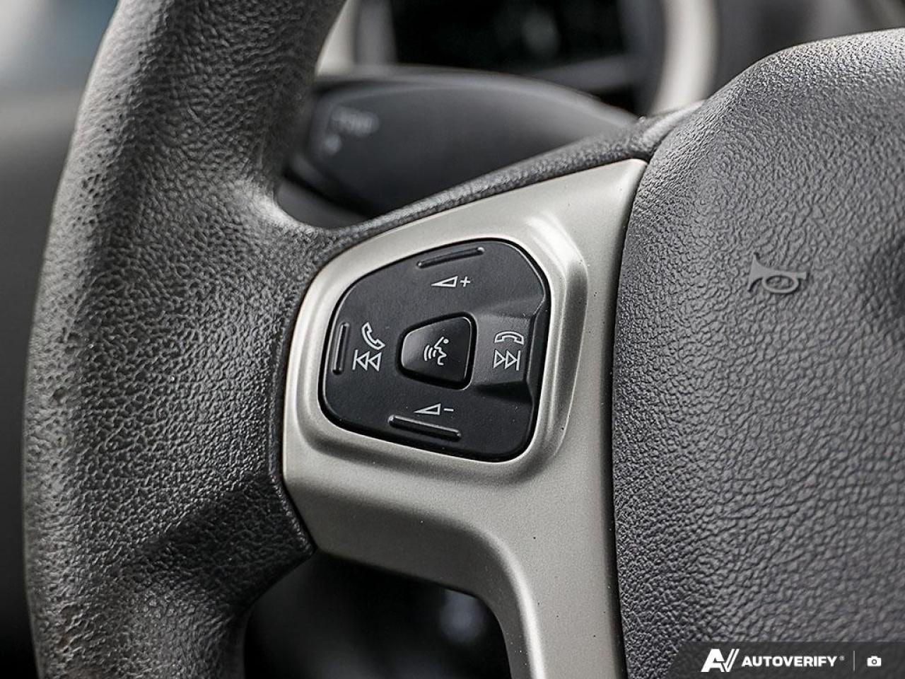 2013 Ford Fiesta 5dr HB SE Photo