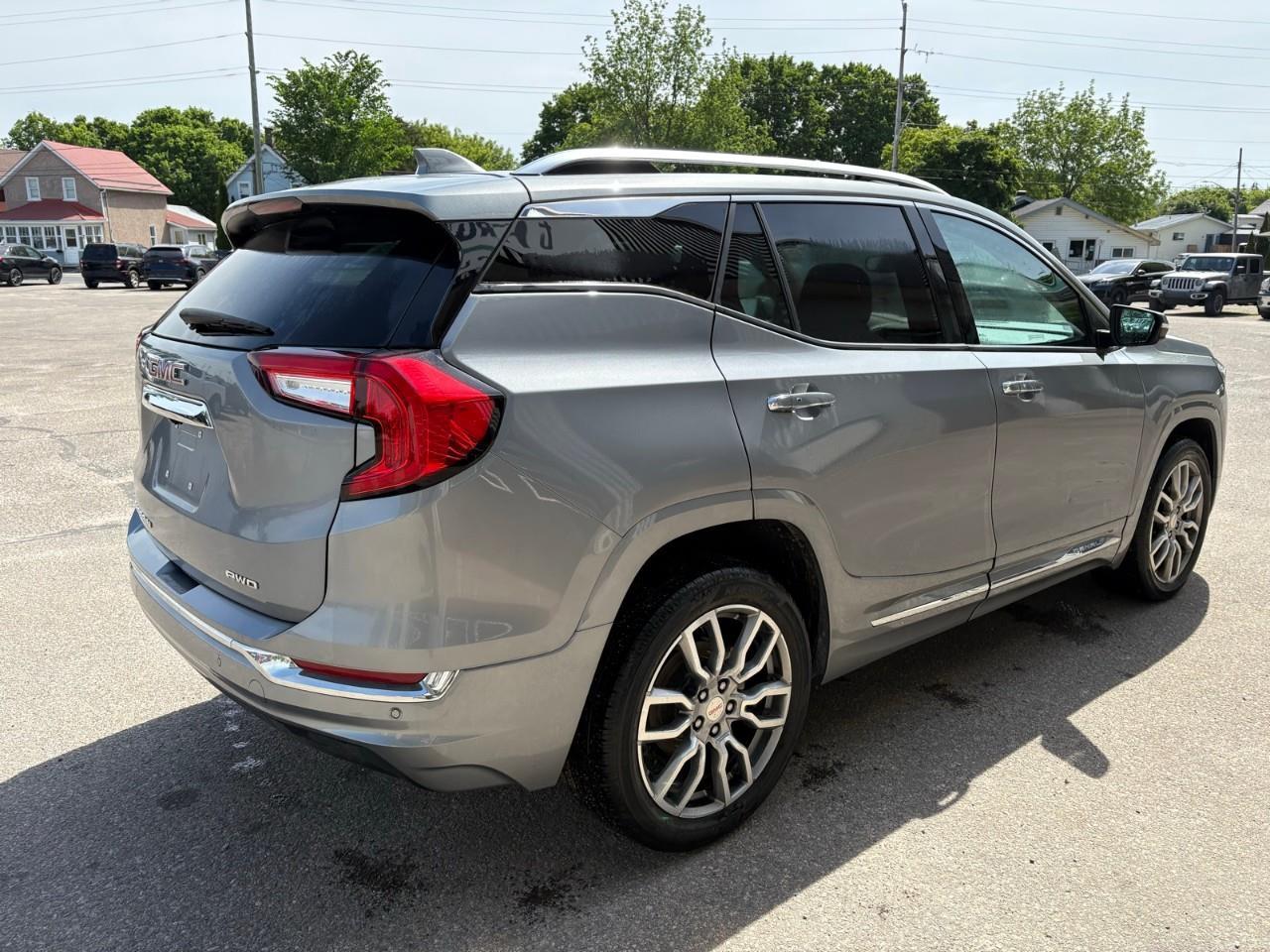 2024 GMC Terrain Denali 4dr All-Wheel Drive Photo